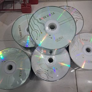 cd خام برند Base Data